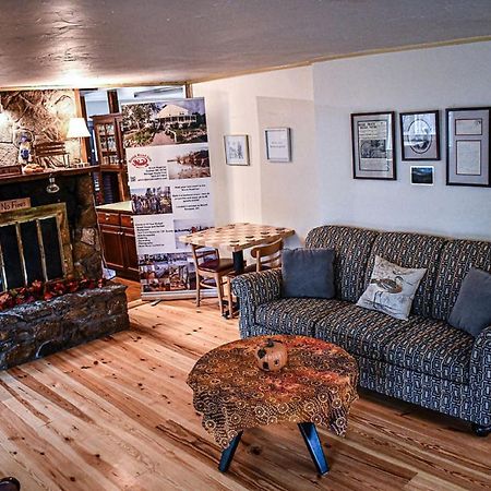 Brook Road Inn Goshen Ngoại thất bức ảnh