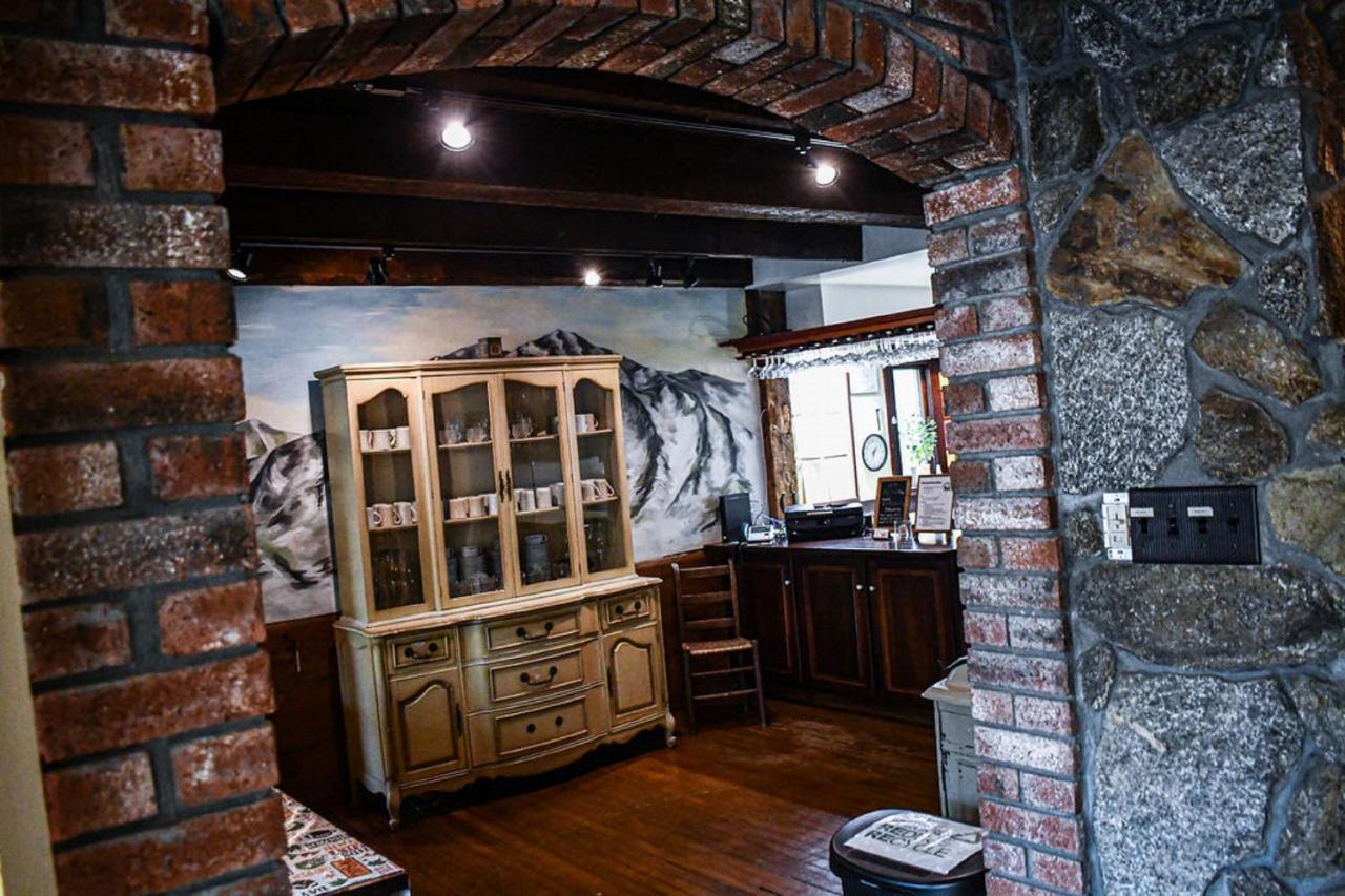 Brook Road Inn Goshen Ngoại thất bức ảnh